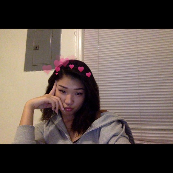 Meet your Posher, Isabell - Picture 1 of 1